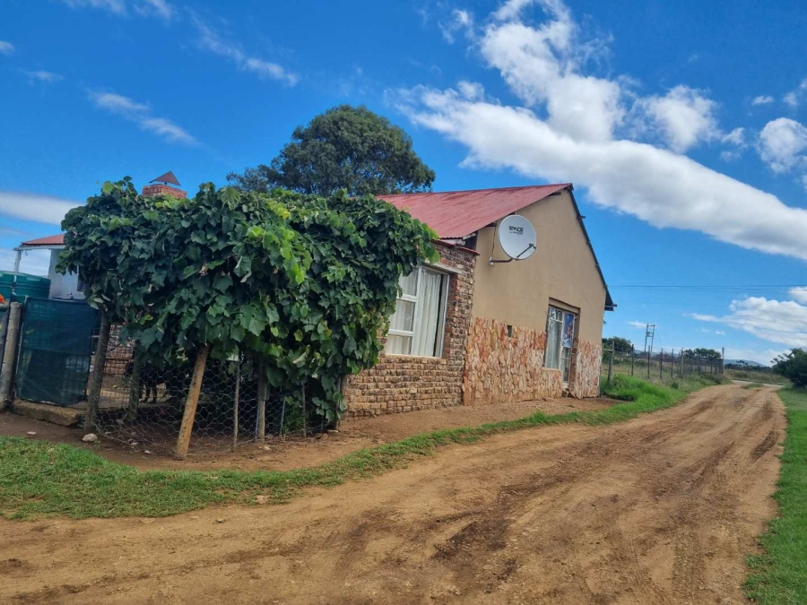 8 Bedroom Property for Sale in Uitenhage Rural Eastern Cape
